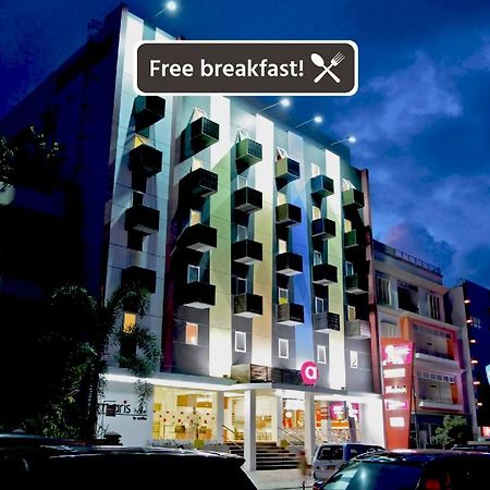 Amaris Hotel Ambon Exterior foto