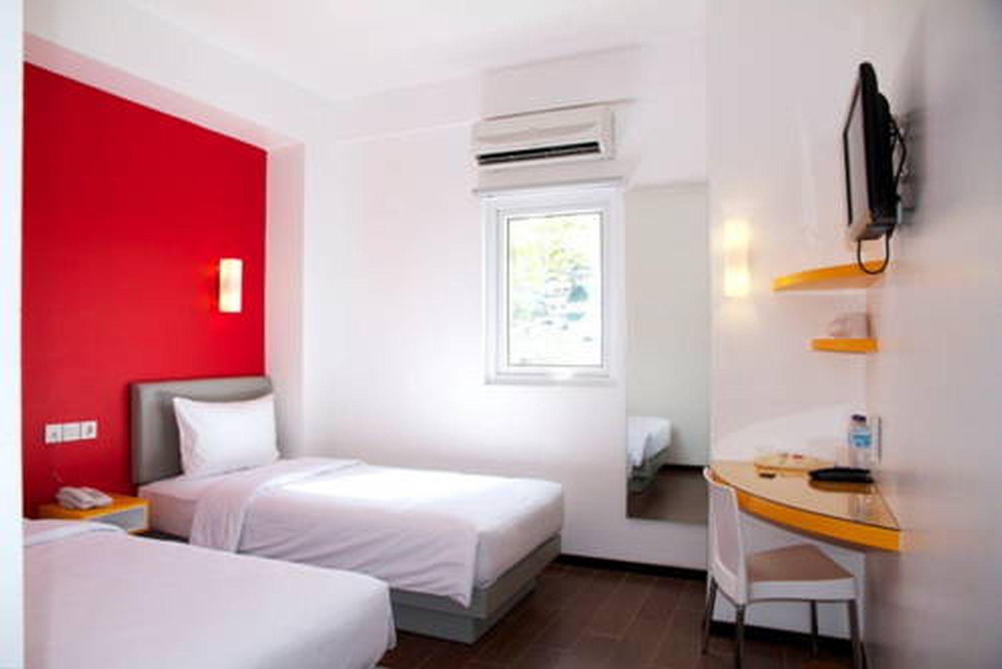 Amaris Hotel Ambon Exterior foto